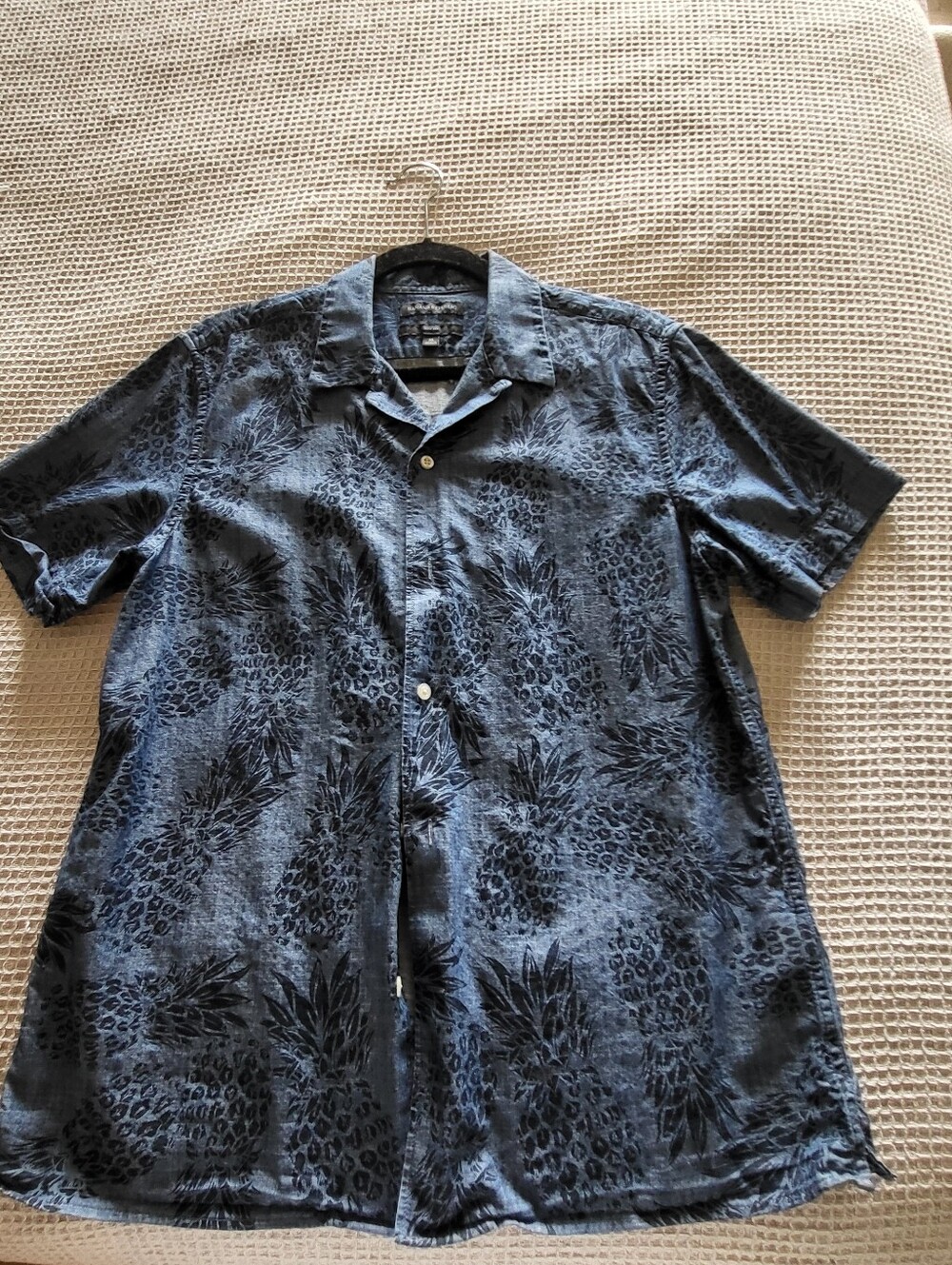 Men's Short-Sleeve Pineapple Print Shirt - Blue